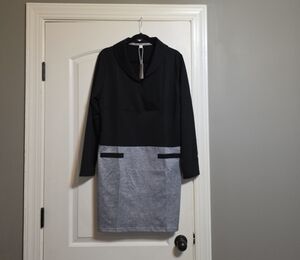 Chic Two-Tone Maxi Dress in Black and Gray